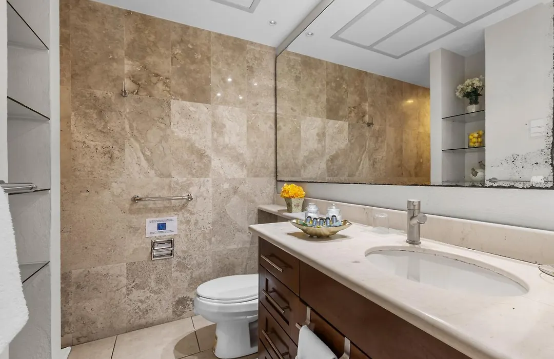 Marina Banderas Suites Hotel Boutique-1